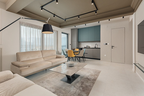 Apartments in Dobrota in attractive location